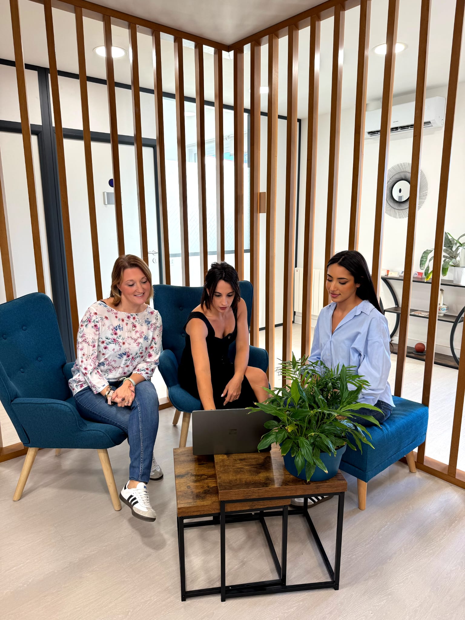 WhatsApp Image 2025-11-04 à 22.04.03_351c4189